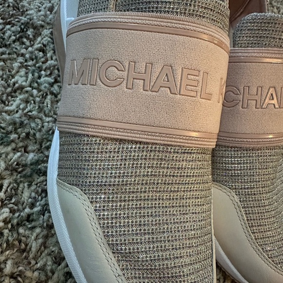 Michael Kors Silver Pink Sparkly Luxe Slip On Sneakers - Picture 2 of 10